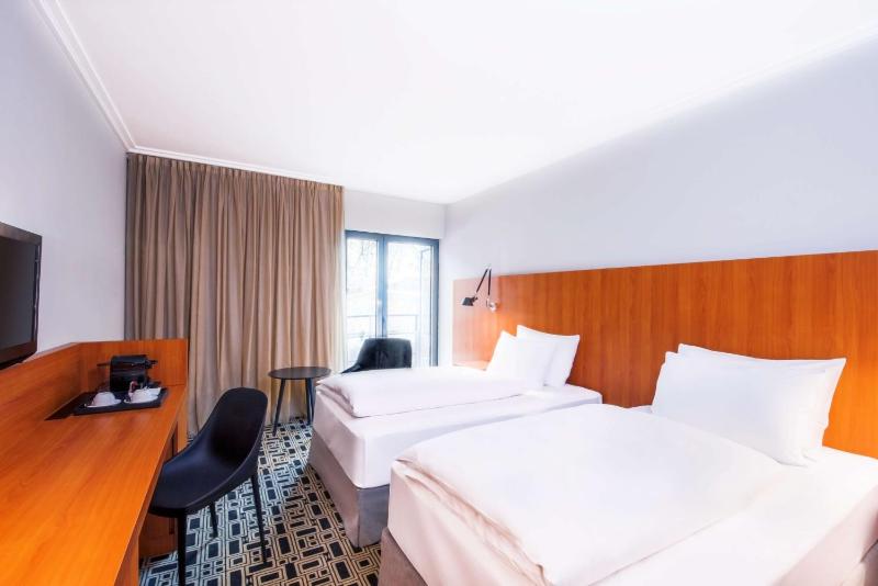 Superior Double or Twin Room image 1