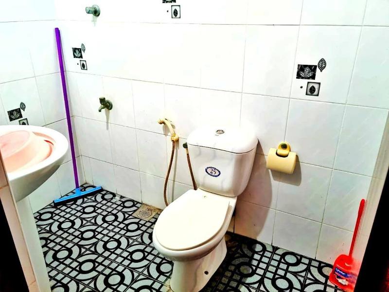 Stylish Escape House-Walk to Beach Vacation Rental Hikkaduwa - image 6