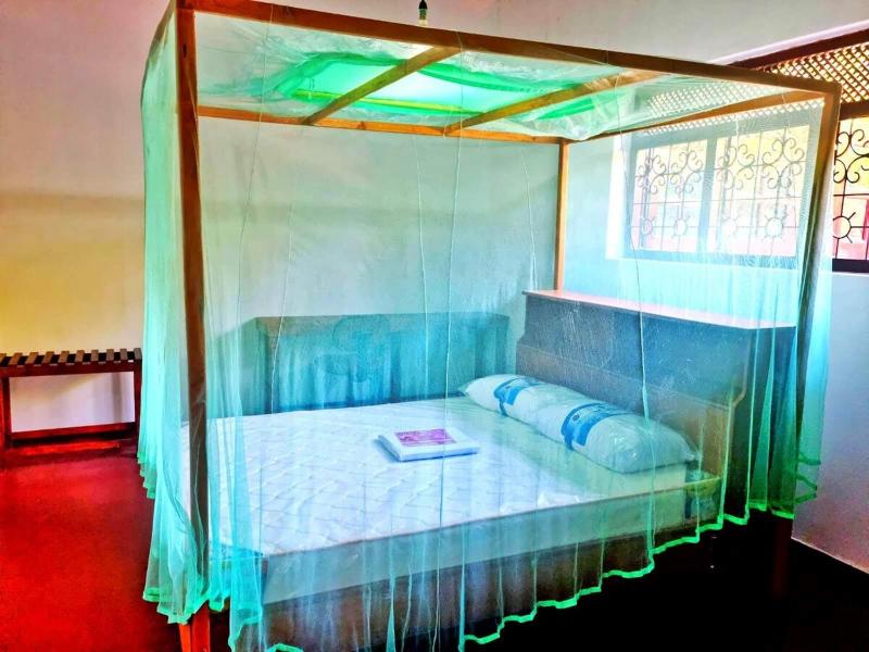 Stylish Escape House-Walk to Beach Vacation Rental Hikkaduwa - image 16