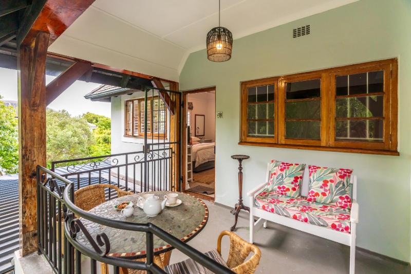 Hedge House Guest House - image 9