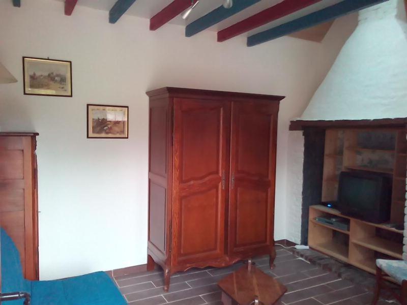 One-Bedroom Cottage image 4