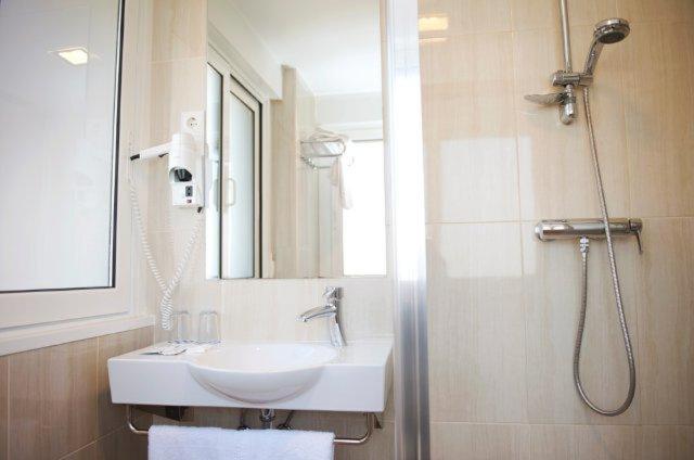 Hostal Rocamar - image 9