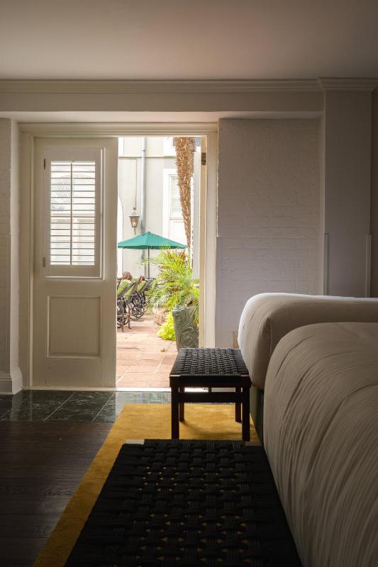 Deluxe Double or Twin Room with Pool View image 1