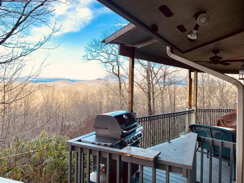 Three-Bedroom Holiday Home  image 1