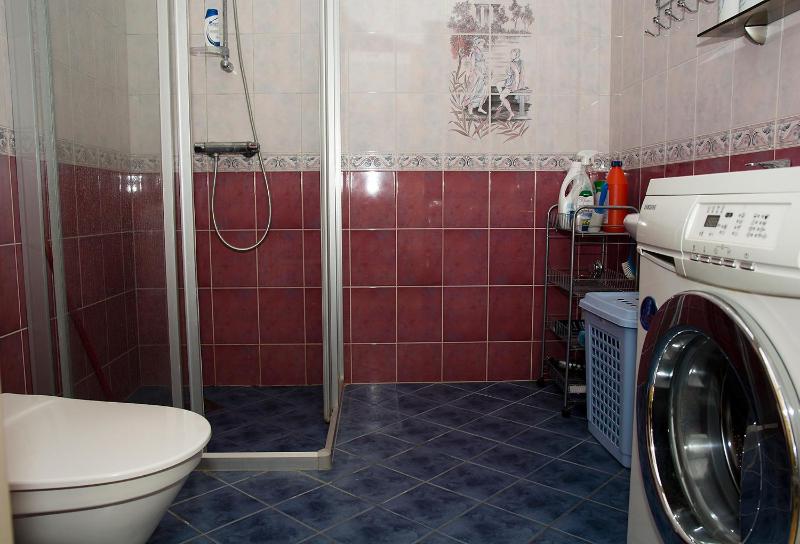 Studio Apartment image 2
