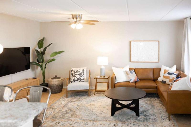 2 Bed 2 Bath 1st Floor Condo w Pool By Beach - image 23