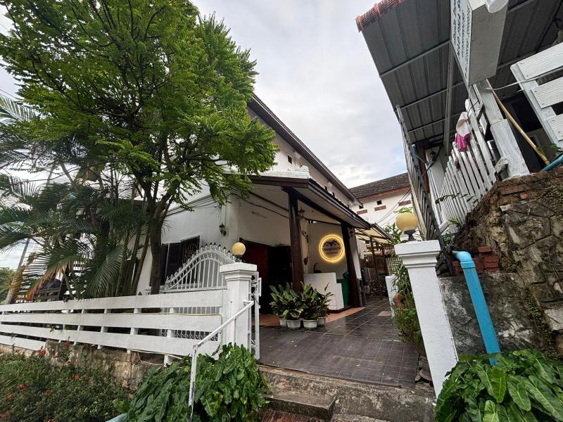 Maophasok river side hotel - image 11