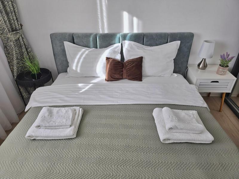 Sunrise apartment - Central 2 Bedrooms & free parking - image 14