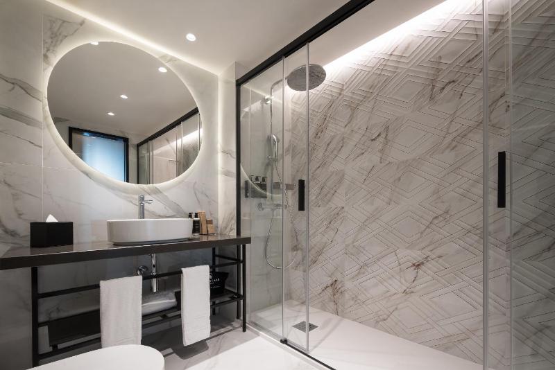 Junior Suite image 1