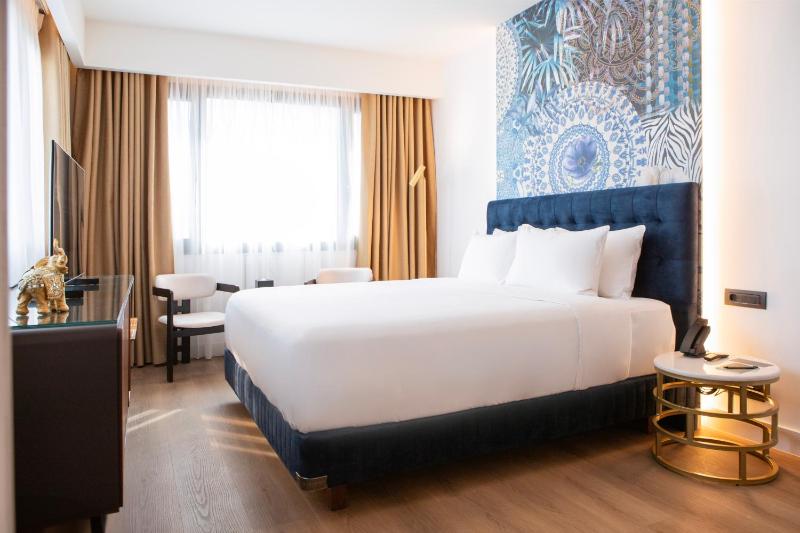 Luwian Athens Boutique Hotel - image 7