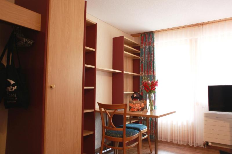Studio with Terrace image 4