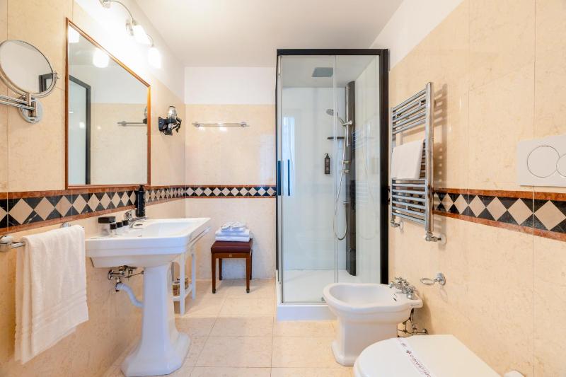 Junior suite Casanova image 4