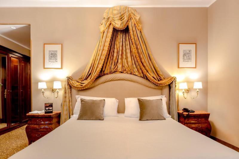 Junior Suite image 3
