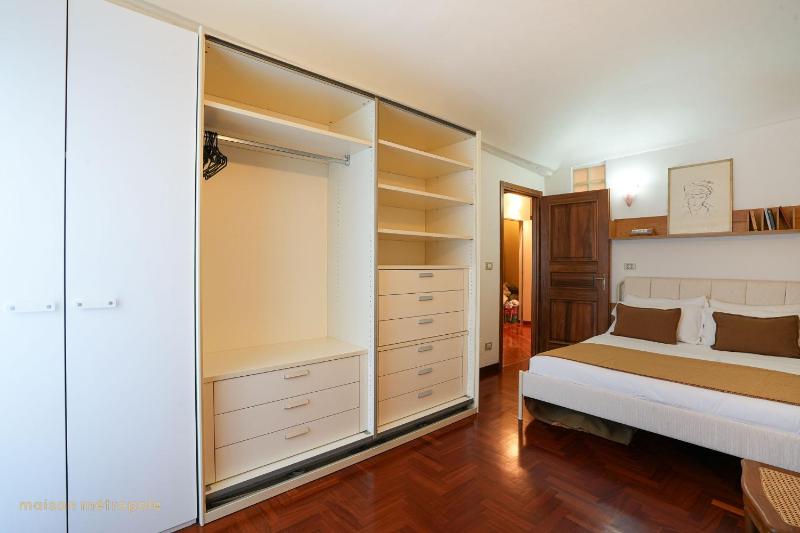 Mazzini Apartment terrace & river view - image 3