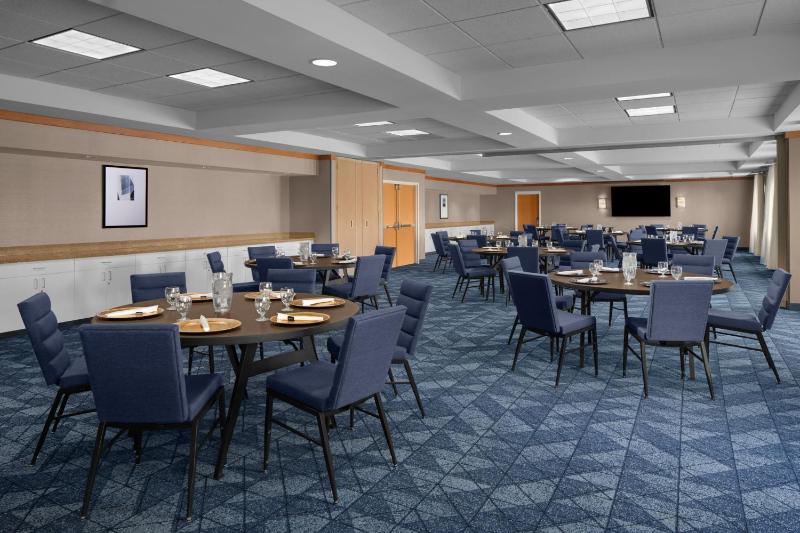 Courtyard by Marriott Phoenix West/Avondale - image 26