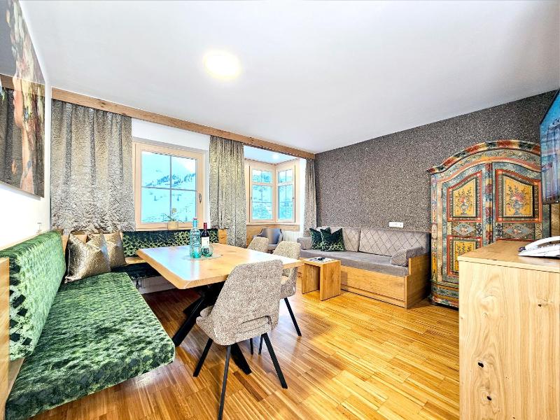 Three-Bedroom Apartment image 1