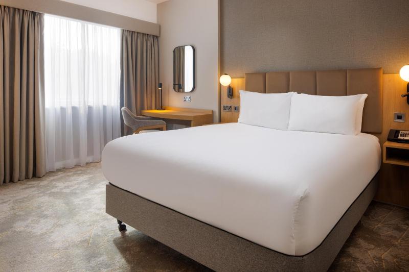 Standard Room image 4