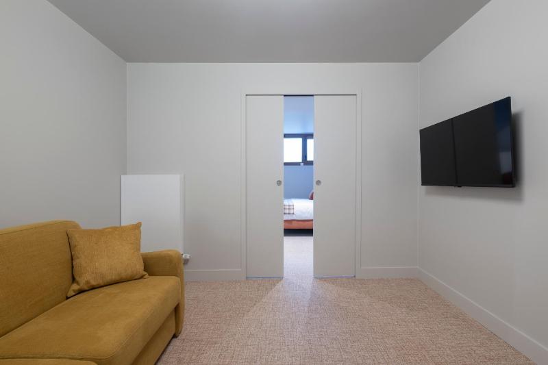 Family Room with Mountain View image 2