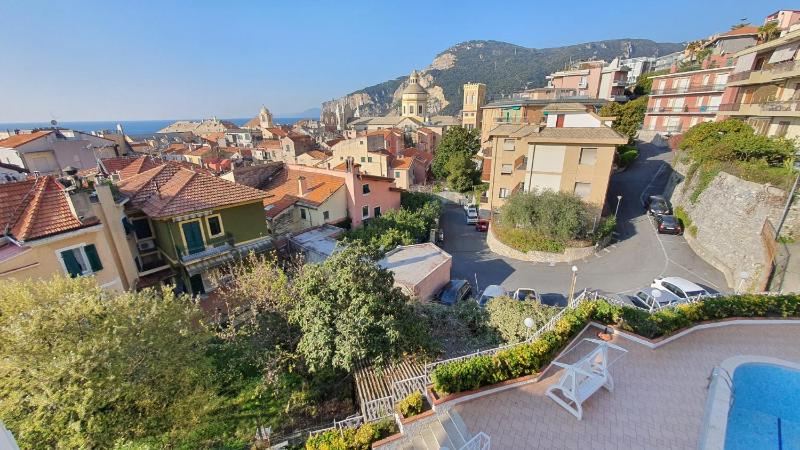 Studio with Balcony and Sea View image 2