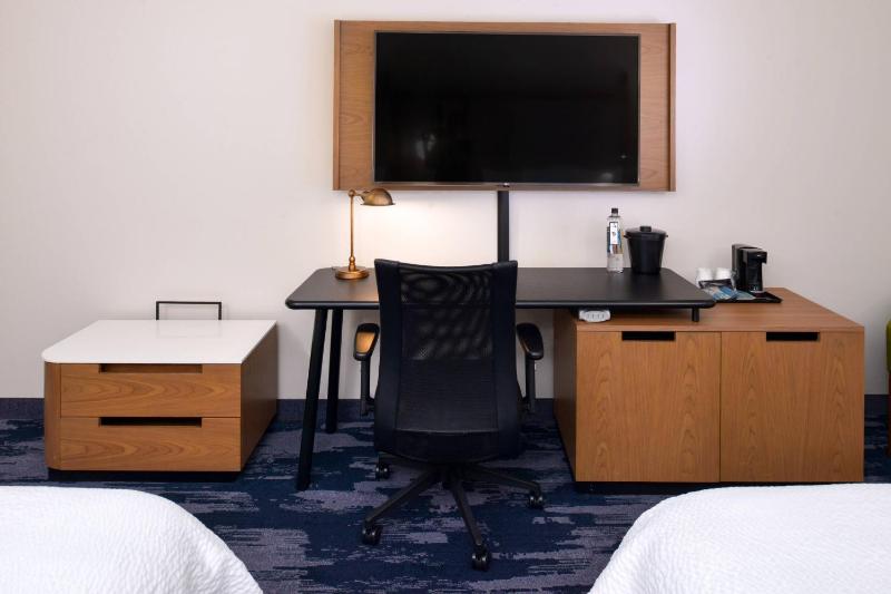 Double Room with Two Double Beds image 2