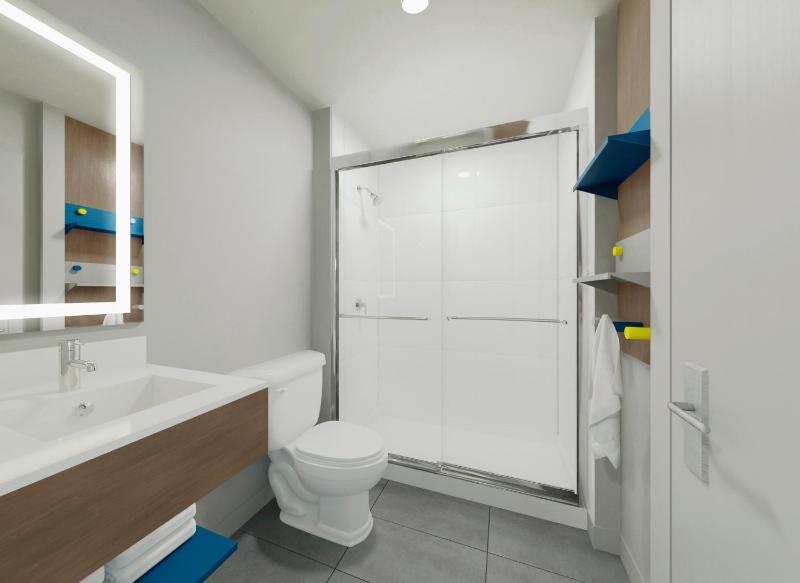 King Room with Mobility Access and Bathtub with Grab Bars, Non-Smoking image 2