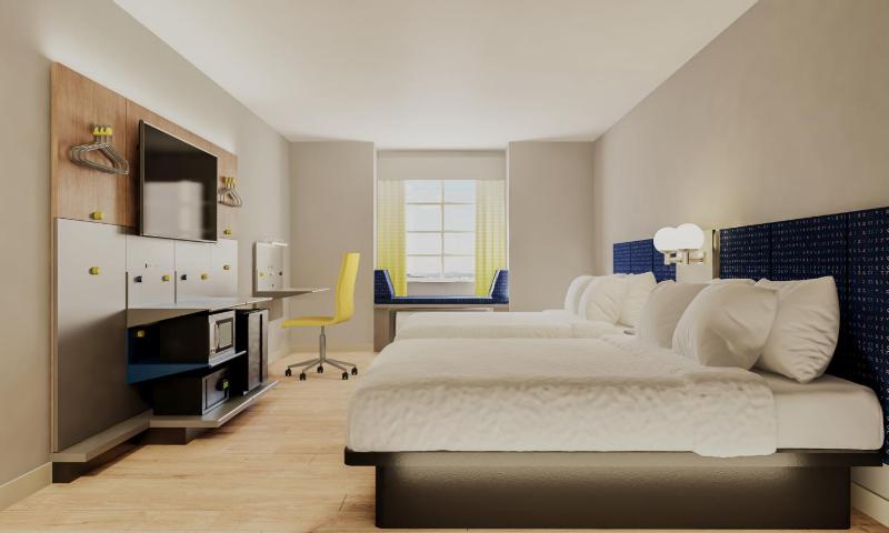 Queen Room with Two Queen Beds, Mobility Access and Bathtub with Grab Bars, Non-Smoking image 4