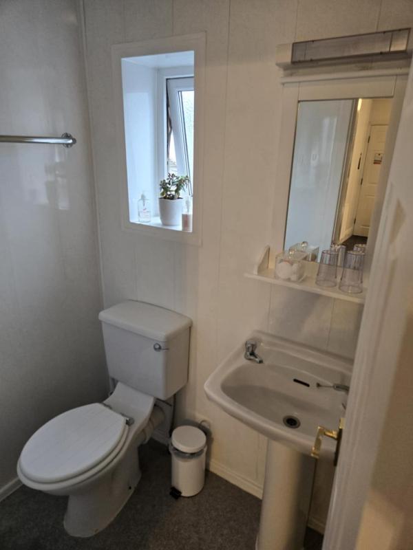 Deluxe Double Room image 4