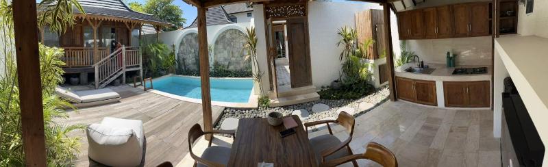 New villa Private Pool - minutes from airport - image 43