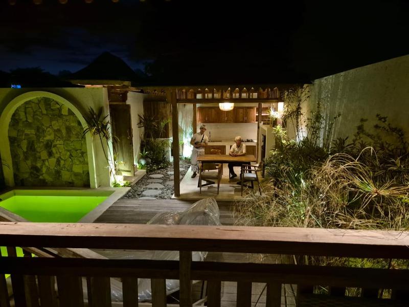 New villa Private Pool - minutes from airport - image 11