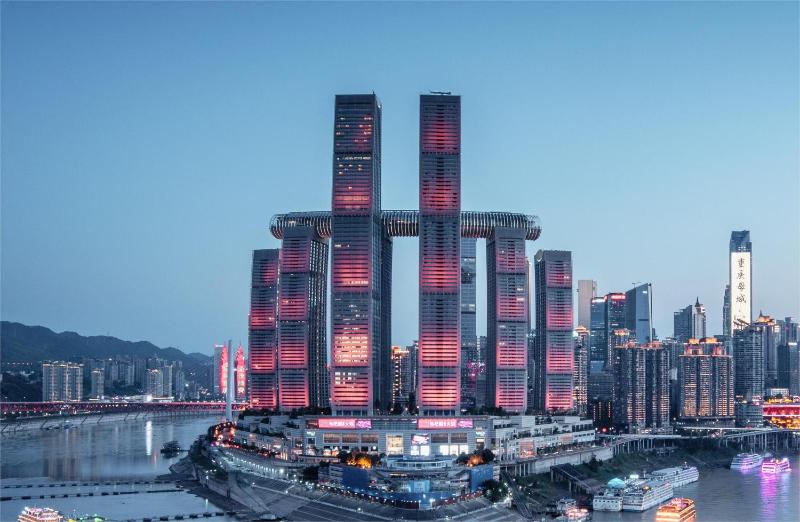 Chongqing Burt Sky River View Hotel - image 2