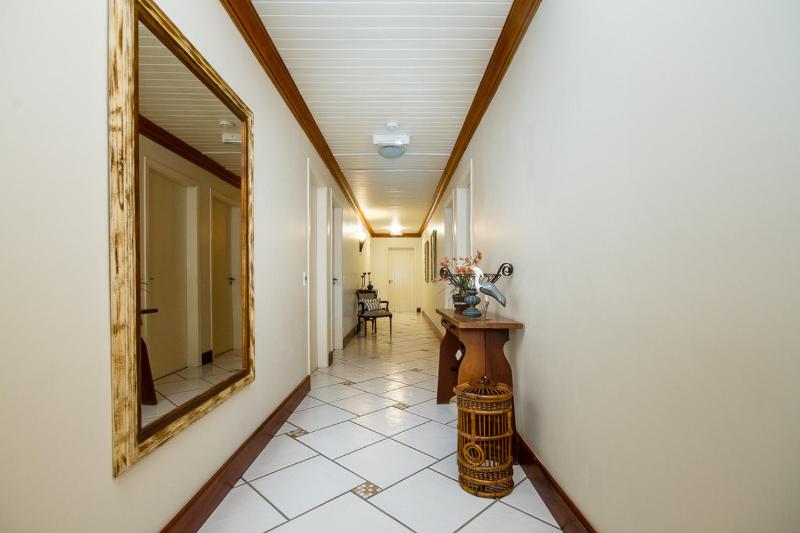 Casa Gialla Campos do Jordão - image 10