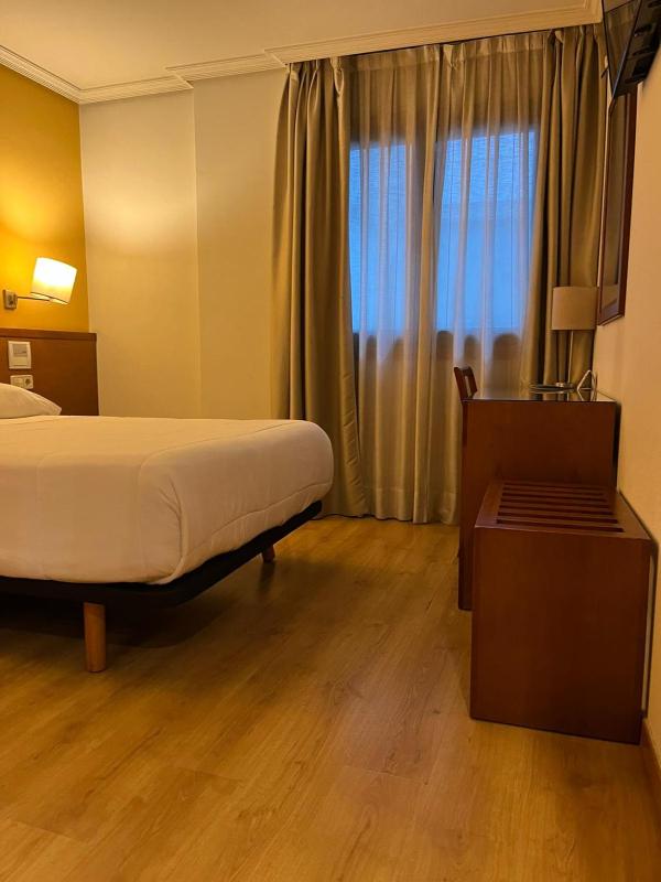 U Hotel Ogalia Vigo - image 17
