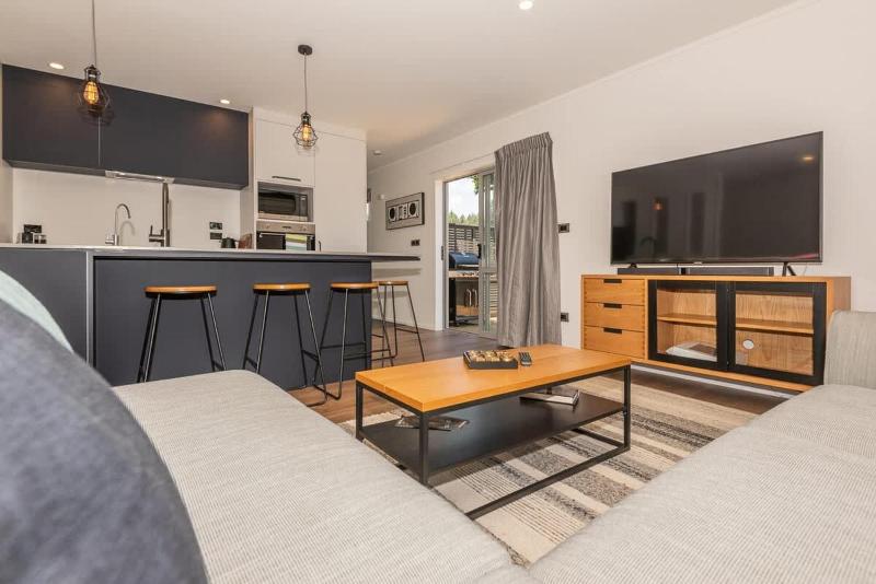 Tree Walk Townhouse - image 20