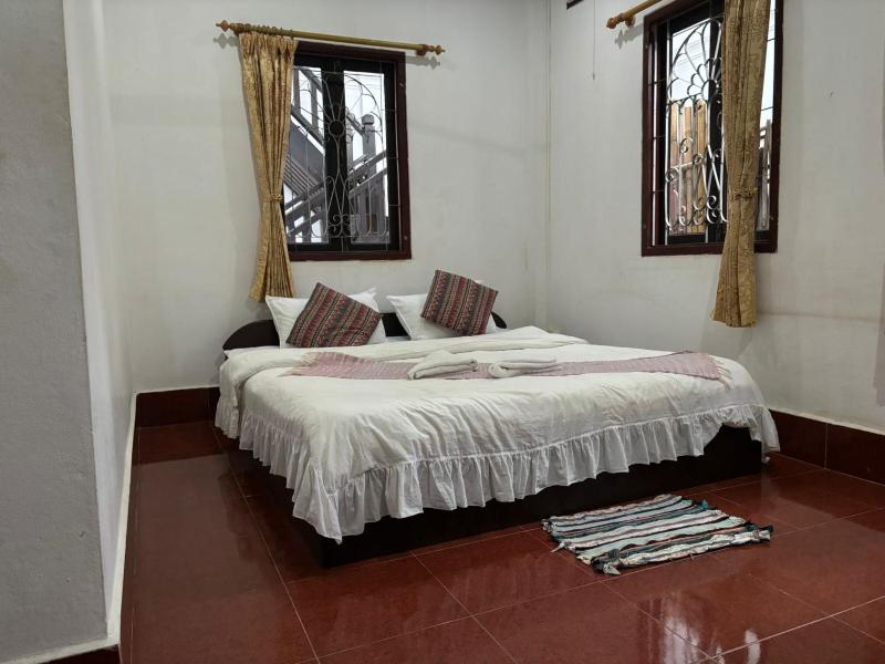 Maophasok river side hotel - image 16
