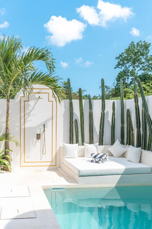 Villa Kokoan - 2BR Tropical Serenity Villa close to Echo Beach - image 26