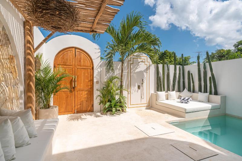 Villa Kokoan - 2BR Tropical Serenity Villa close to Echo Beach - image 30