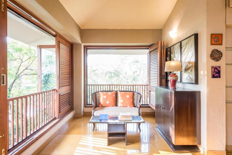 SaffronStays Laguna: 4BR pool villa Alibaug - image 18