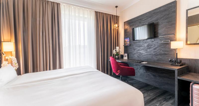 Standard Room image 3