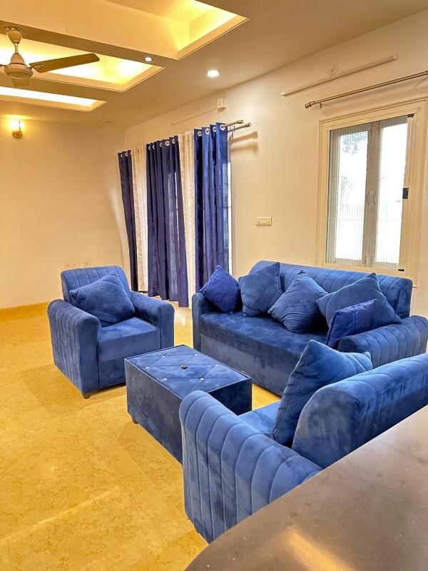 Luxury Villa in Heart of the city - image 4