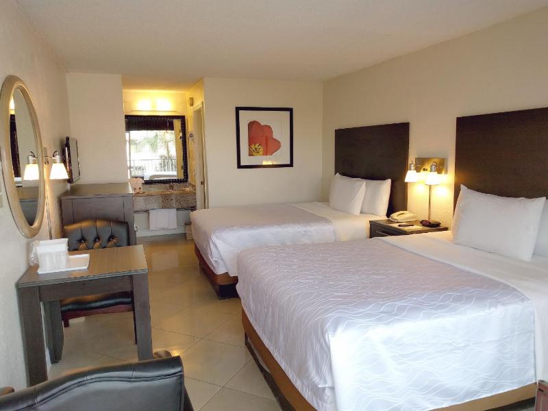 Red Carpet Inn Airport Fort Lauderdale - image 12
