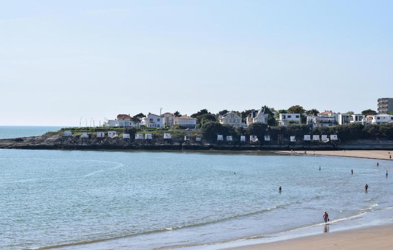 1 Bedroom Cozy Apartment In Royan - image 26