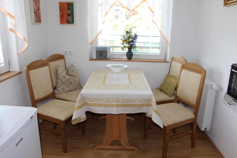 Studio Apartment image 2