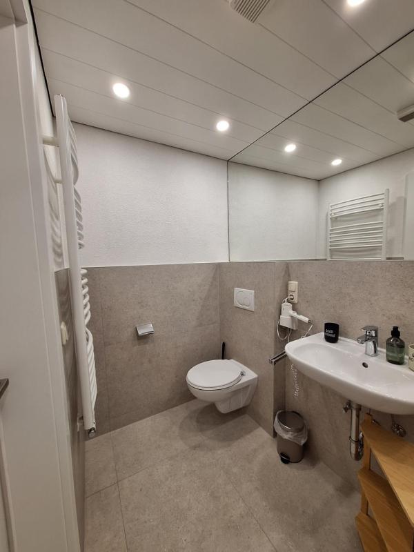 Double Room with Private Bathroom image 3