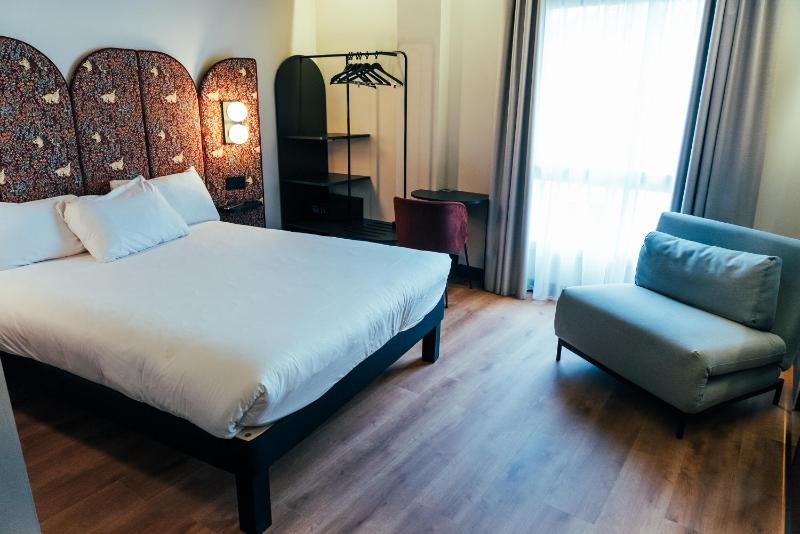 Superior Room image 2