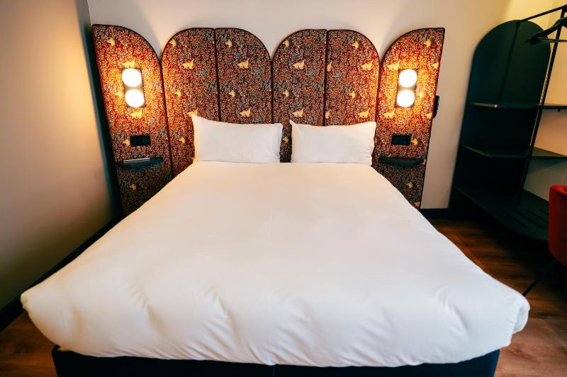 Superior Room image 3