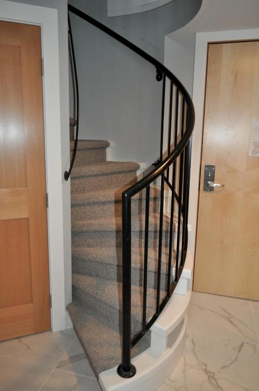 Tyndalstone Lodge 3 Bedroom in the Heart of Village North Whistler - image 41