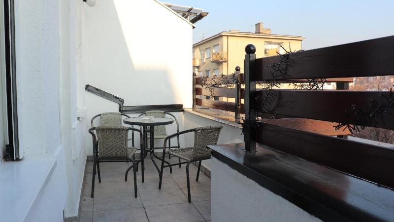 Mocha Belgrade Apartment - image 16