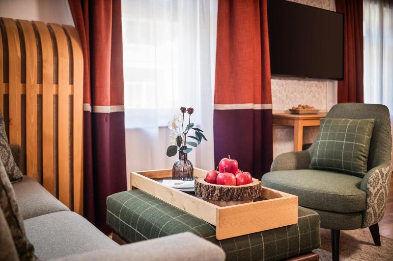 Deluxe Junior Suite image 2
