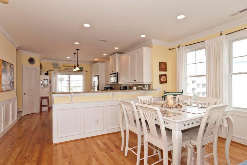 CB Sea #1 by Bryant Real Estate - image 18