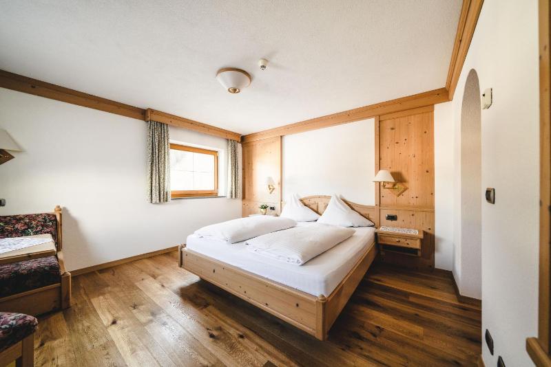 Standard Room Gratterhof without Balcony  image 1
